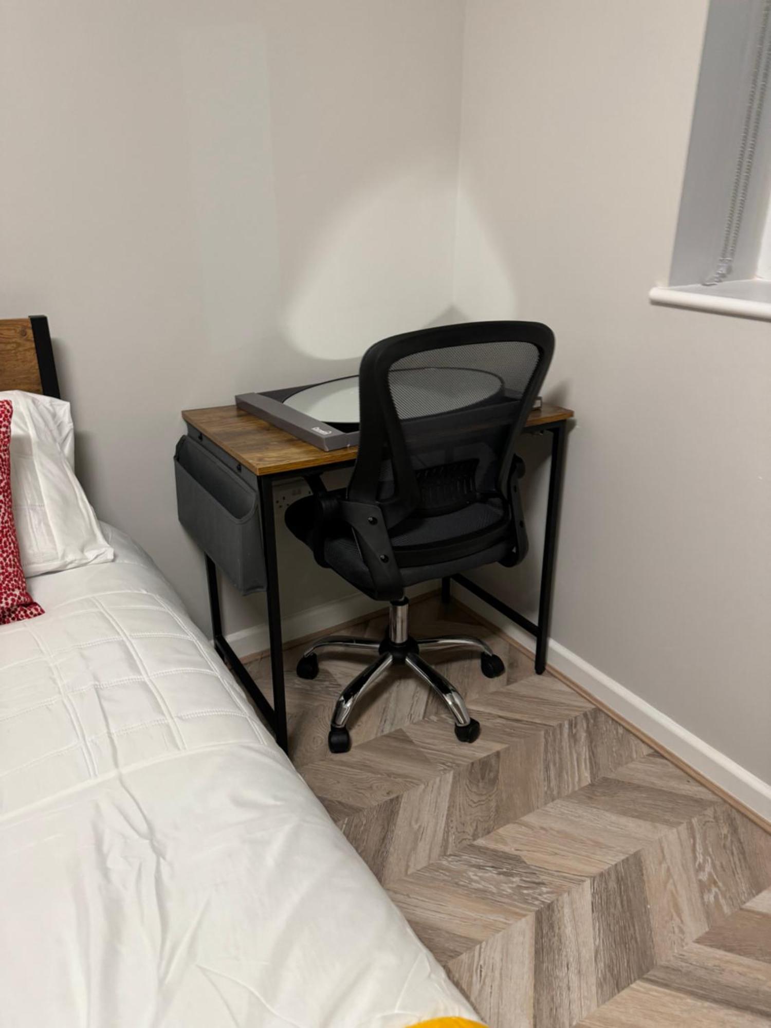 Comfy Studio Flat And Workspace Near Ashton-U-Lyne Station Stalybridge Eksteriør billede
